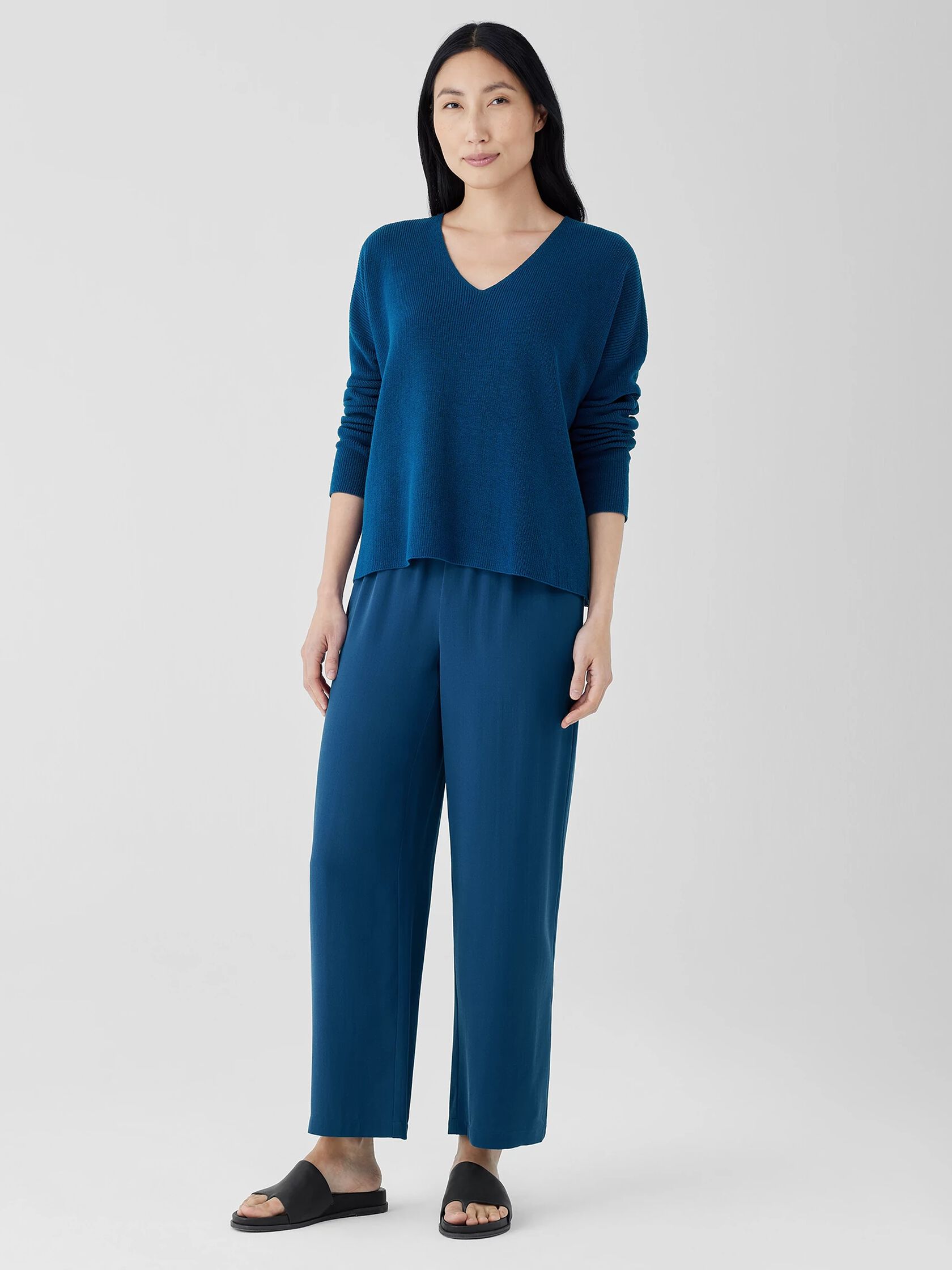 Peruvian Organic Cotton Crepe V-Neck Top