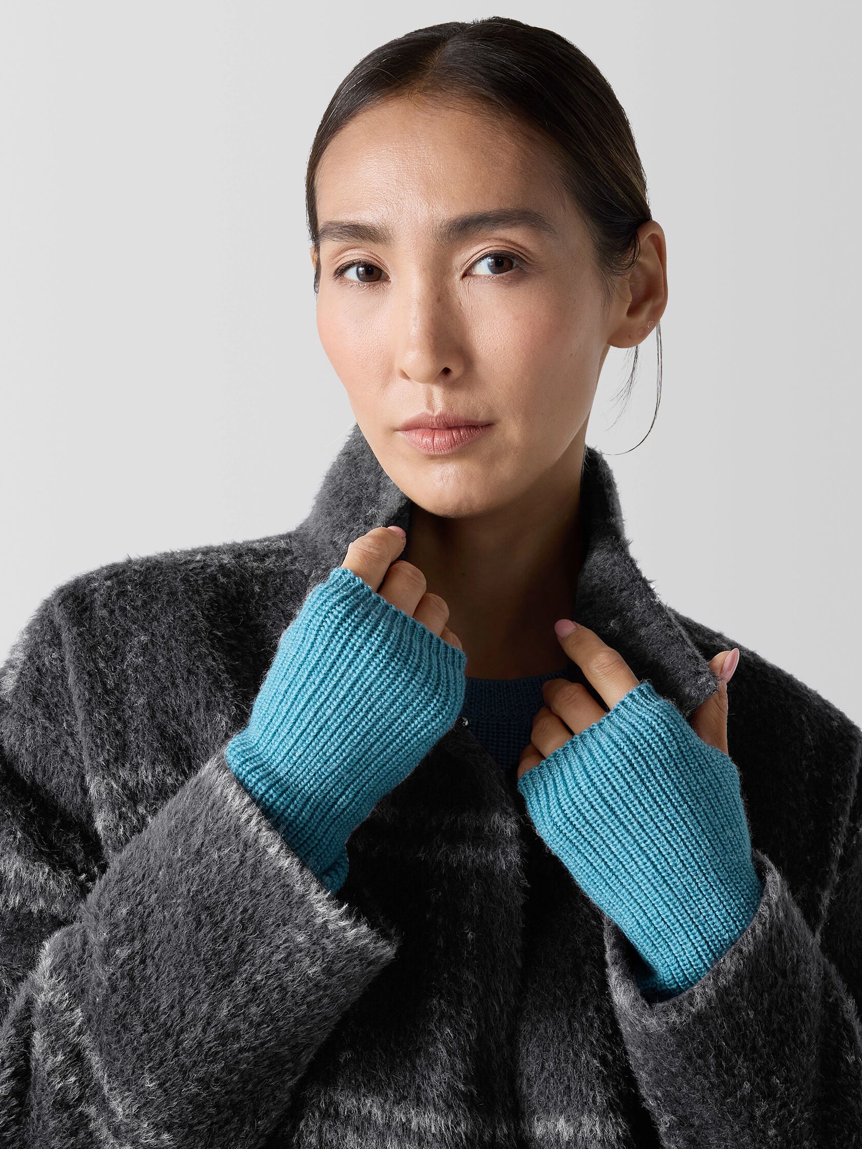 Merino Glovelettes in Regenerative Wool