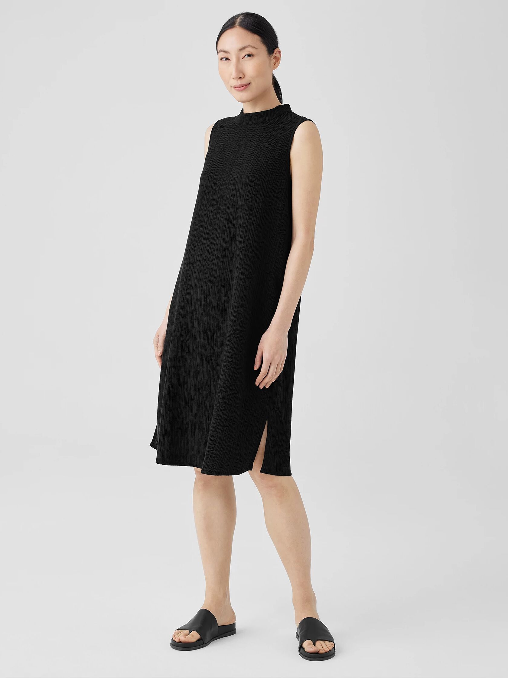 Woven Pliss&eacute; Mock Neck Dress