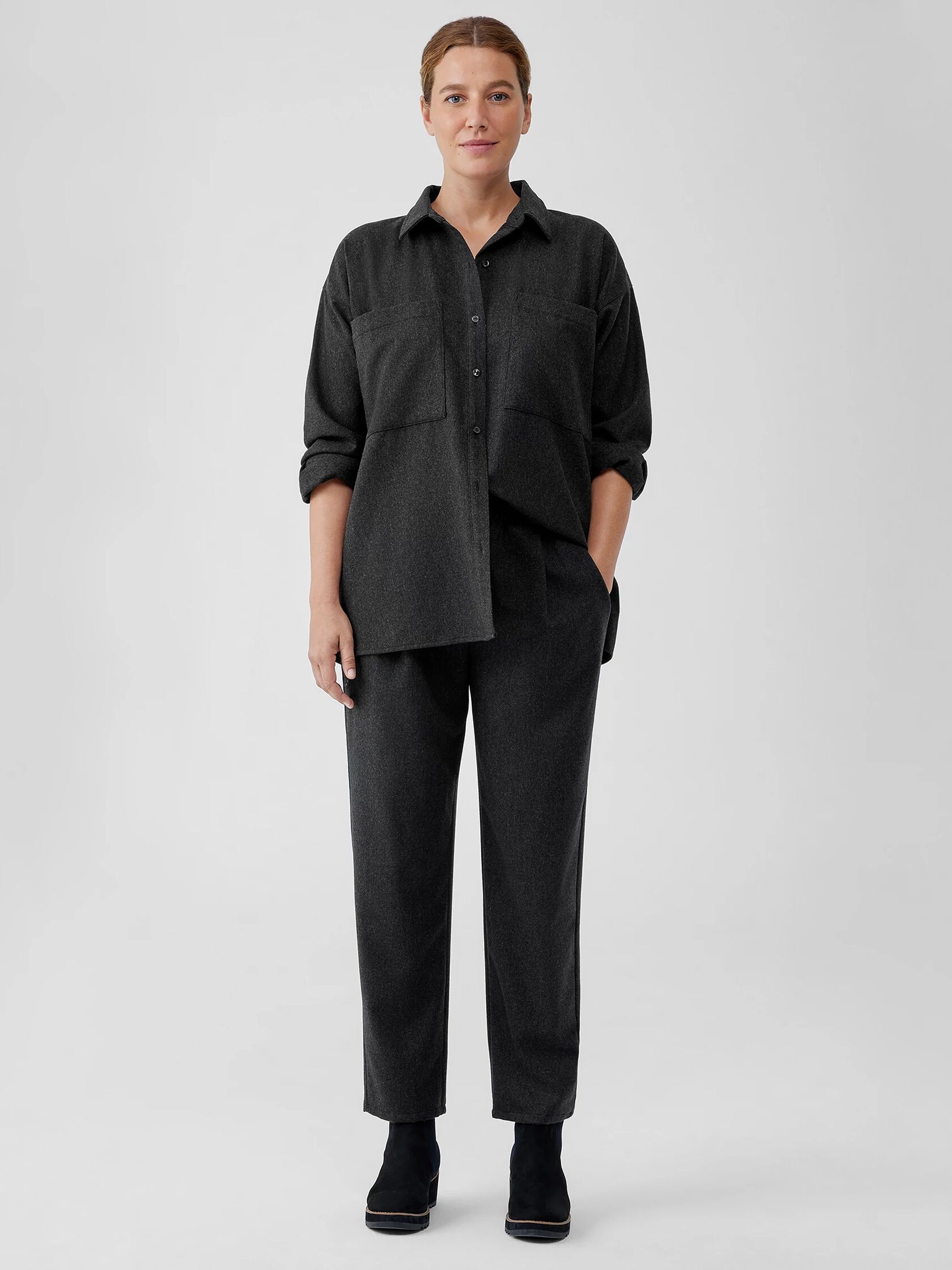 Soft Wool Flannel Pleated Tapered Pant