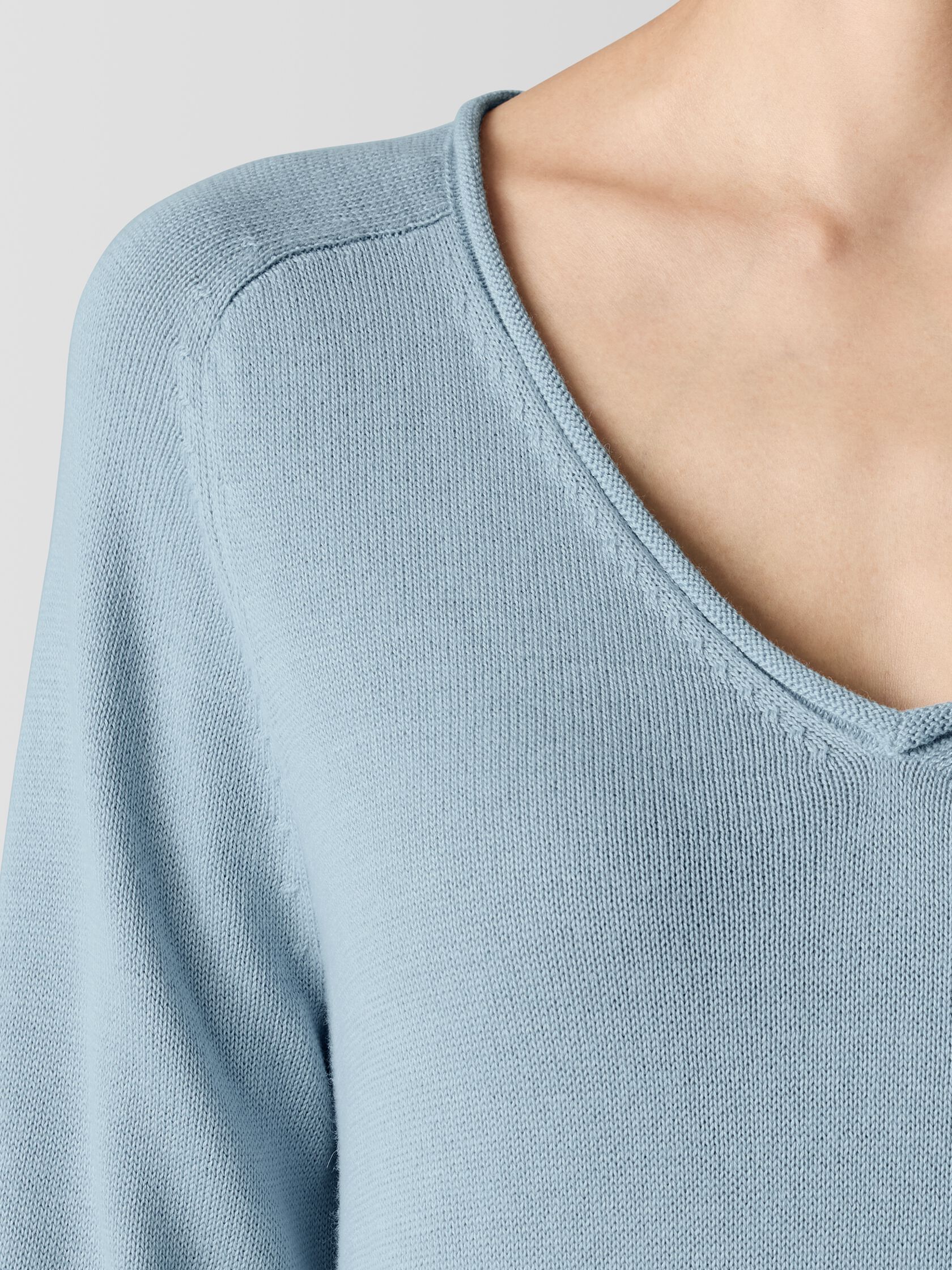 Peruvian Cotton Blend V-Neck Top