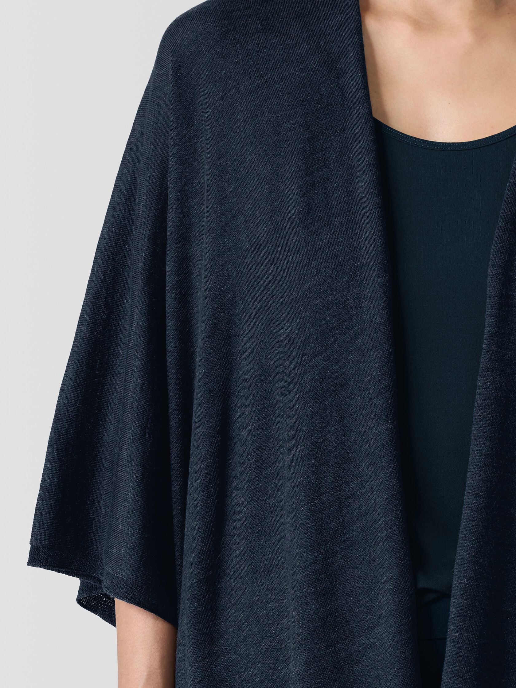 Fine Merino Poncho in Regenerative Wool