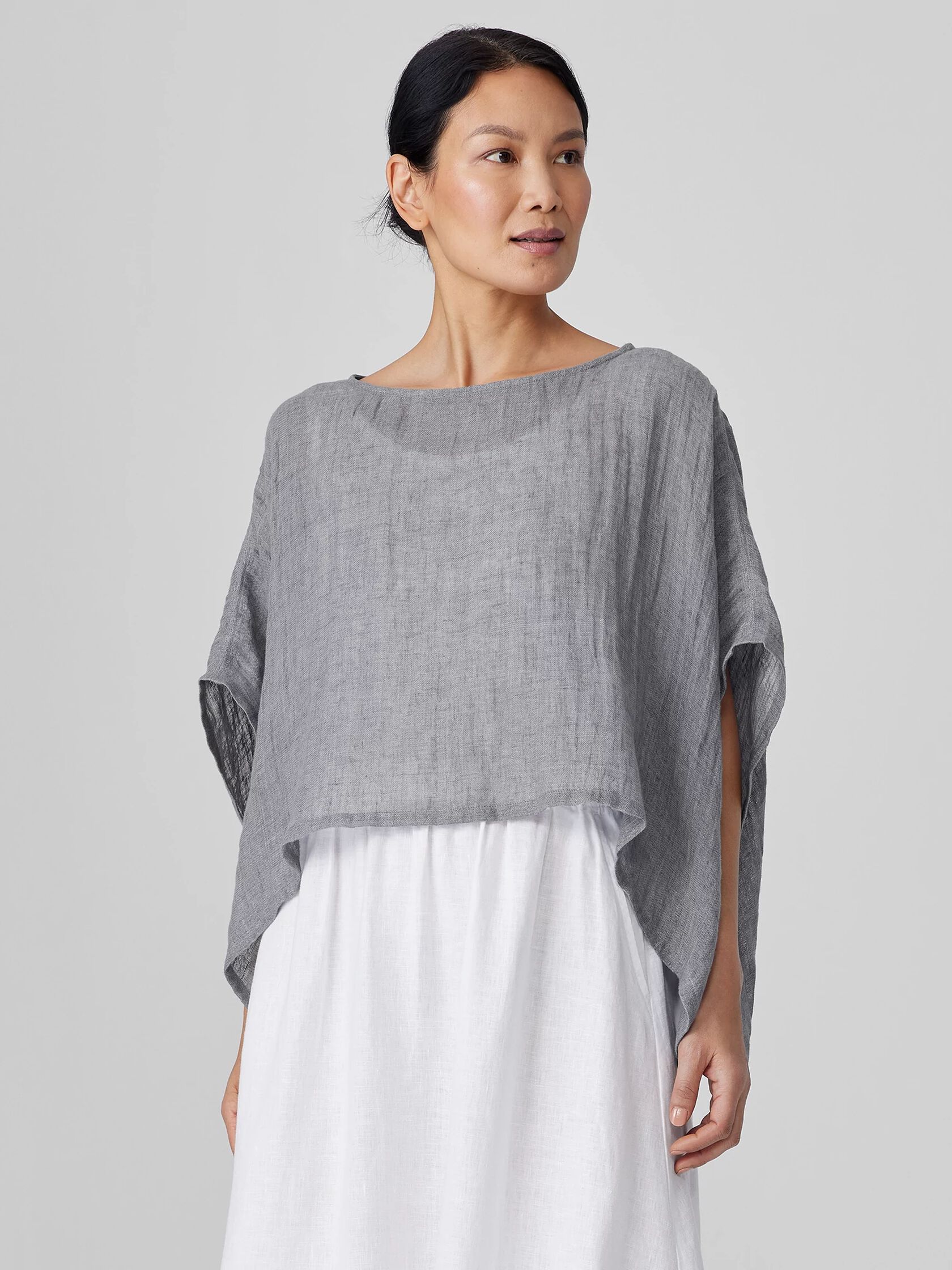 D&eacute;lav&eacute; Organic Linen Gauze Bateau Neck Poncho