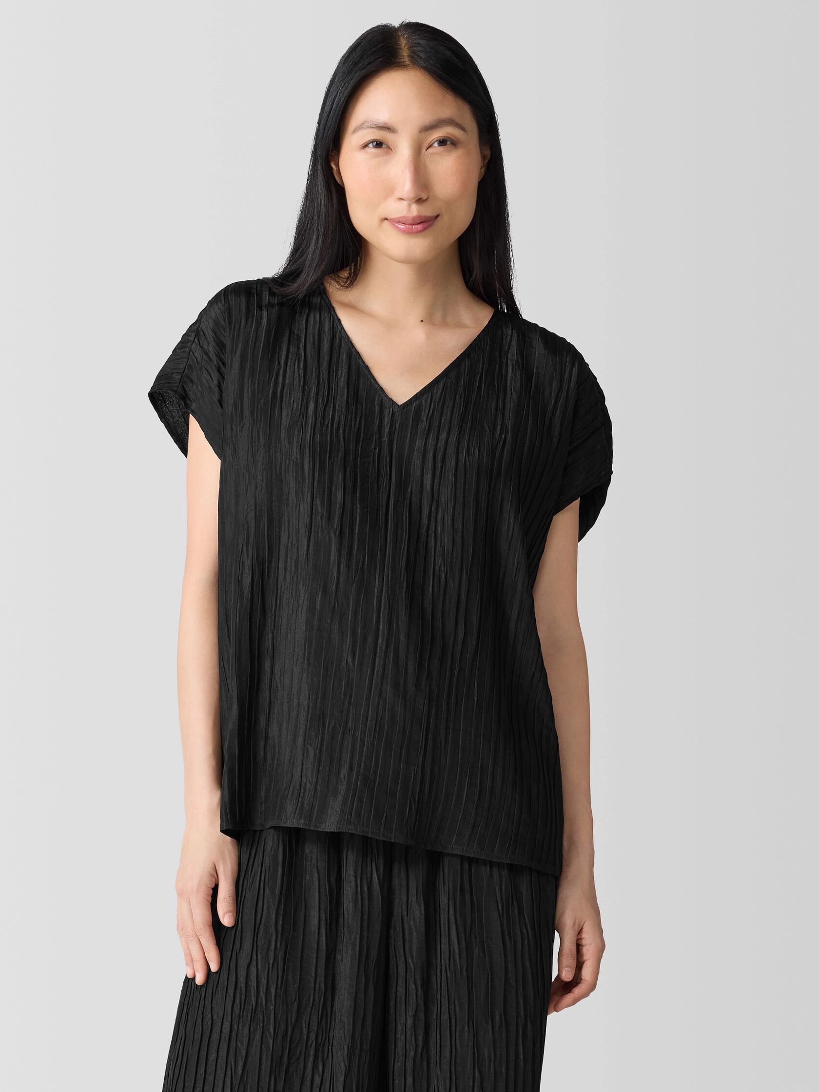 Textured Silk Jacquard V-Neck&nbsp;Top