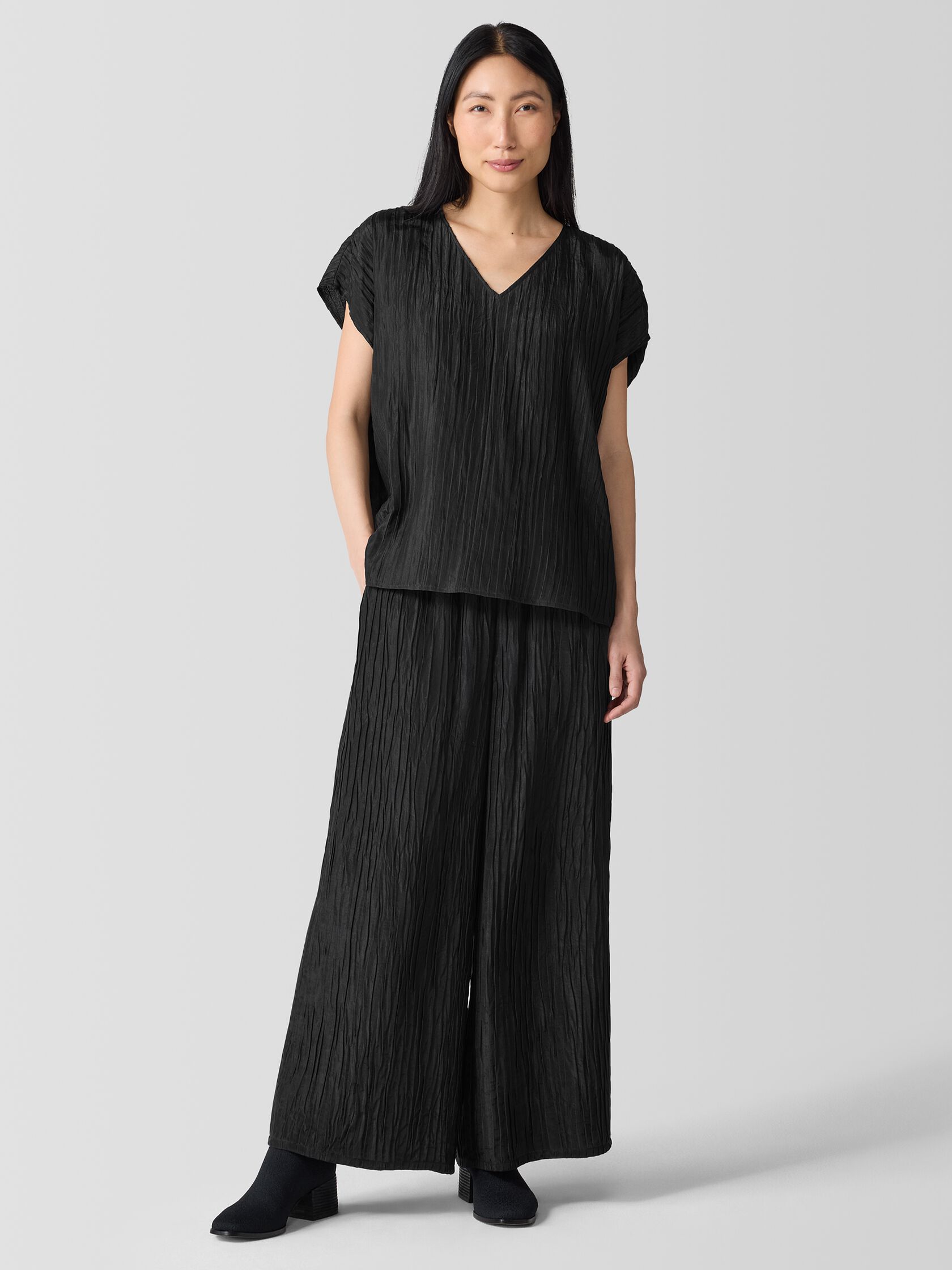 Textured Silk Jacquard V-Neck&nbsp;Top