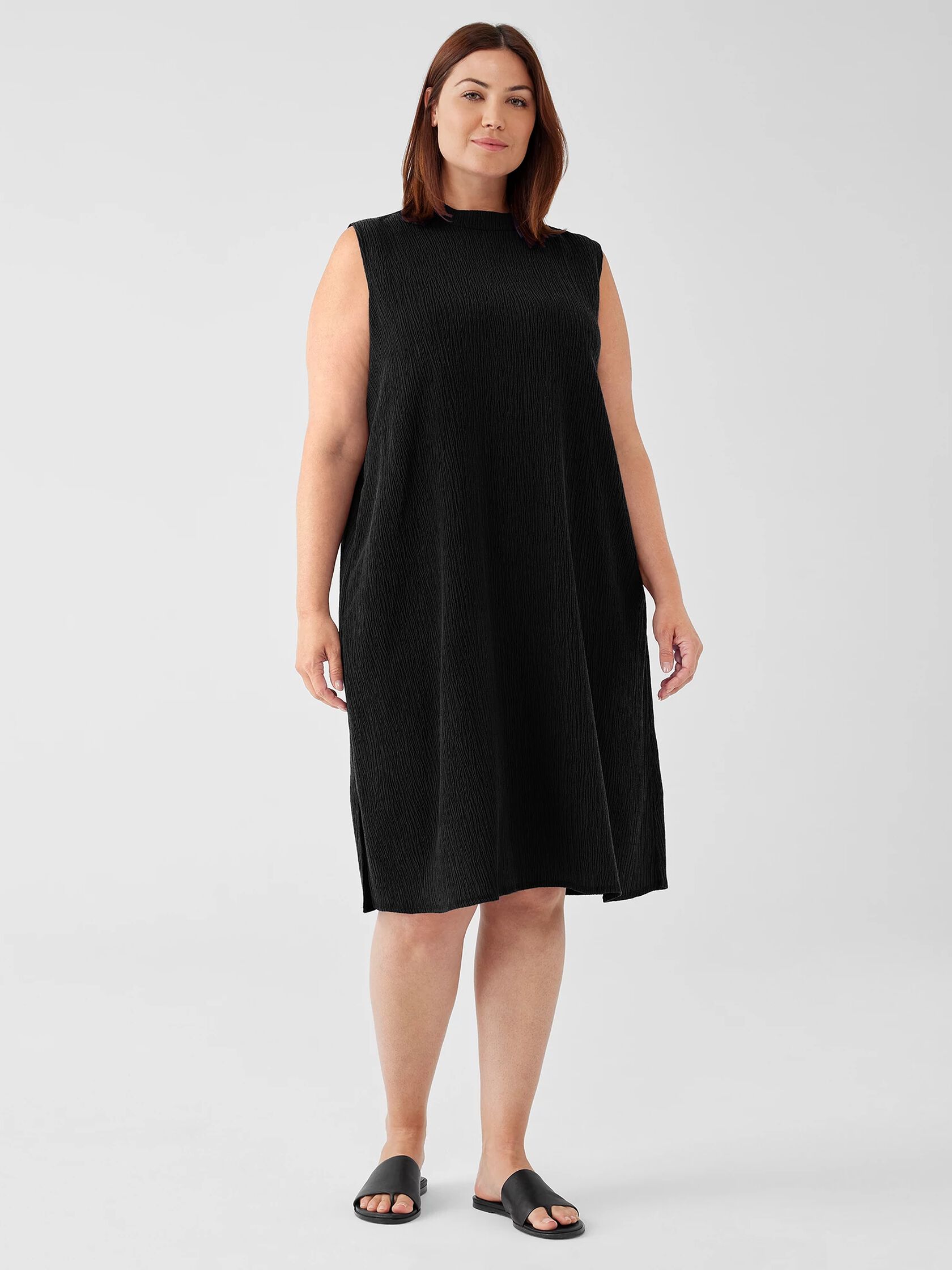 Woven Pliss&eacute; Mock Neck Dress