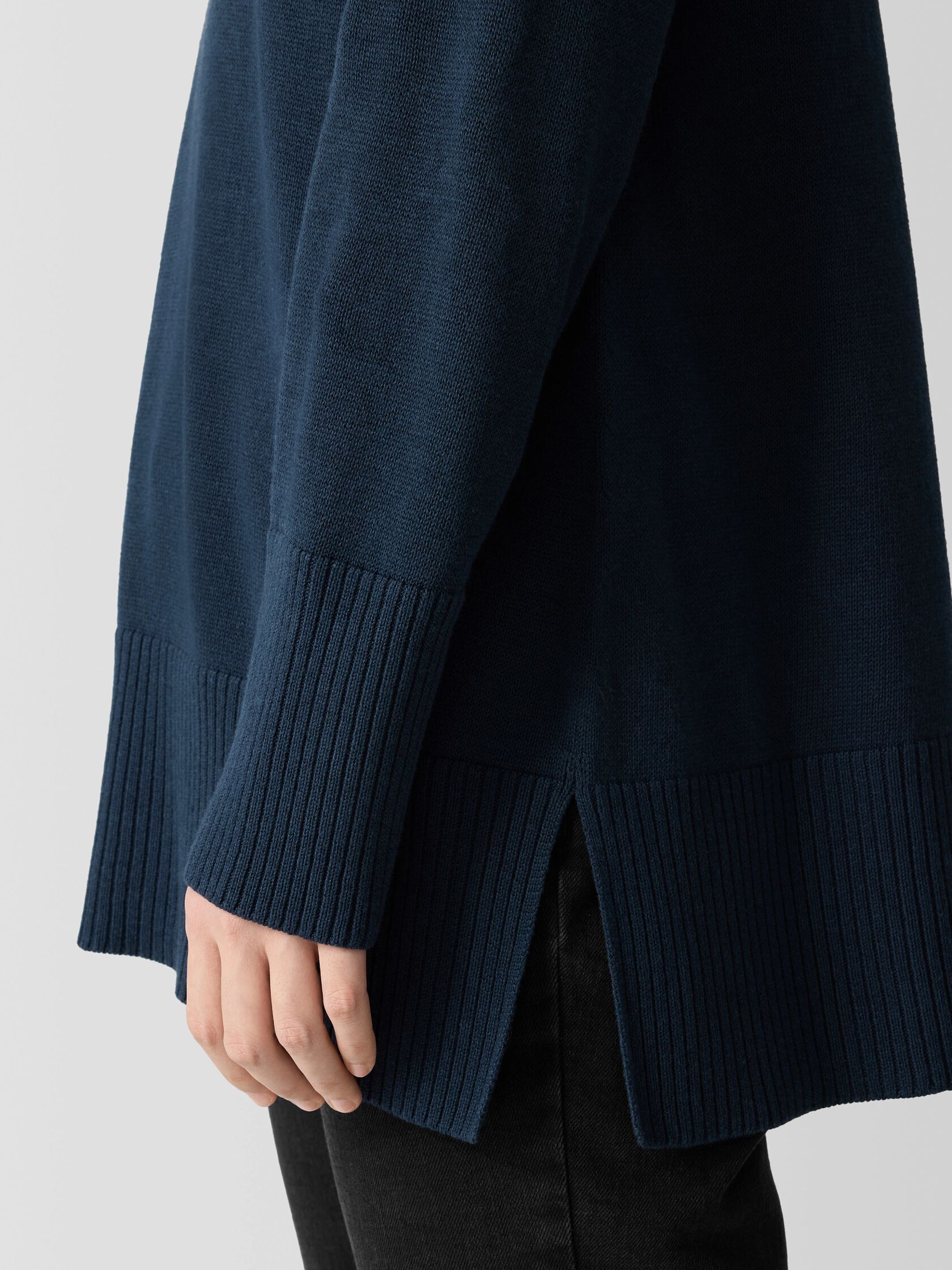 Peruvian Cotton Blend V-Neck Top