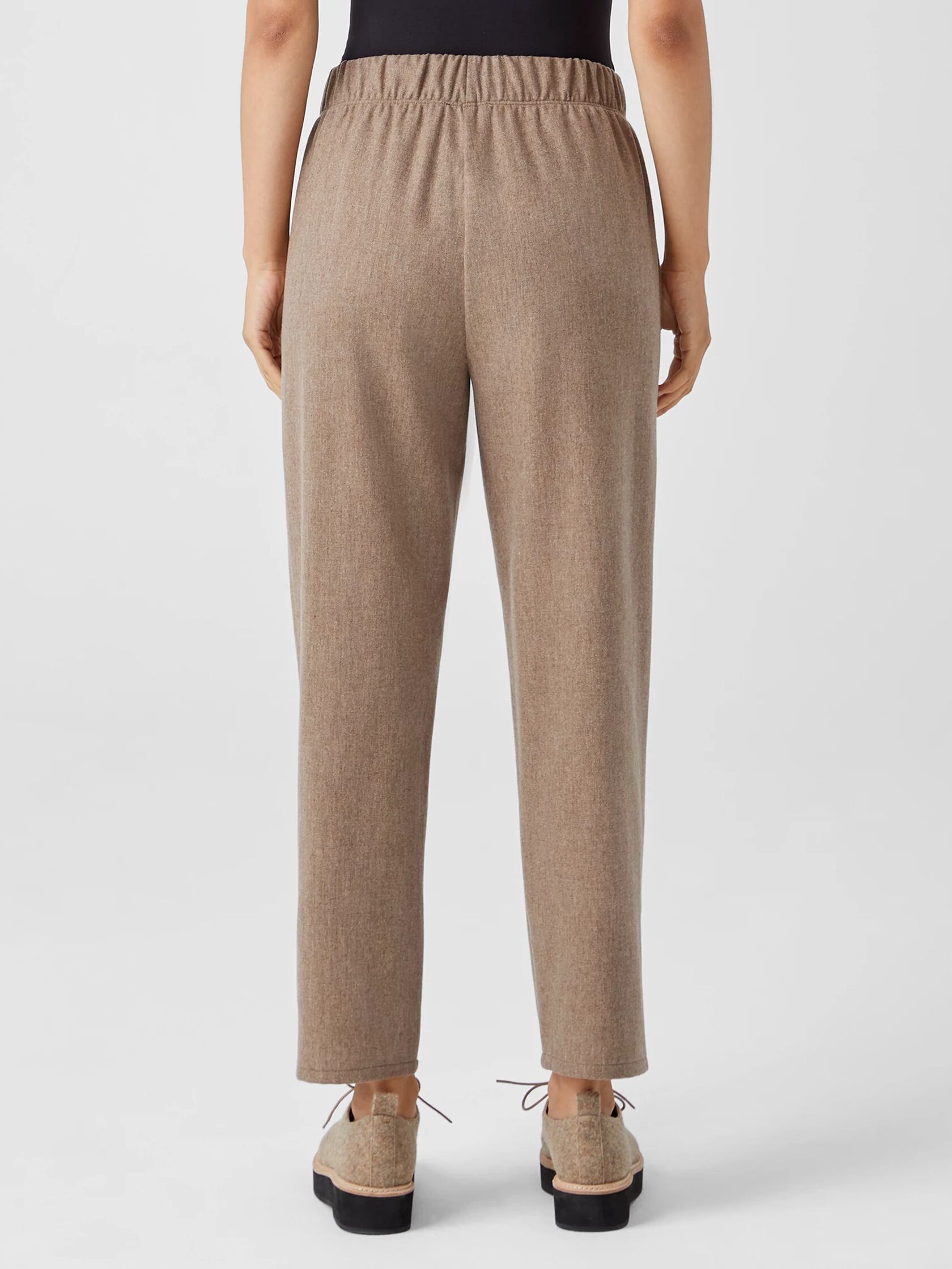 Soft Wool Flannel Pleated Tapered Pant
