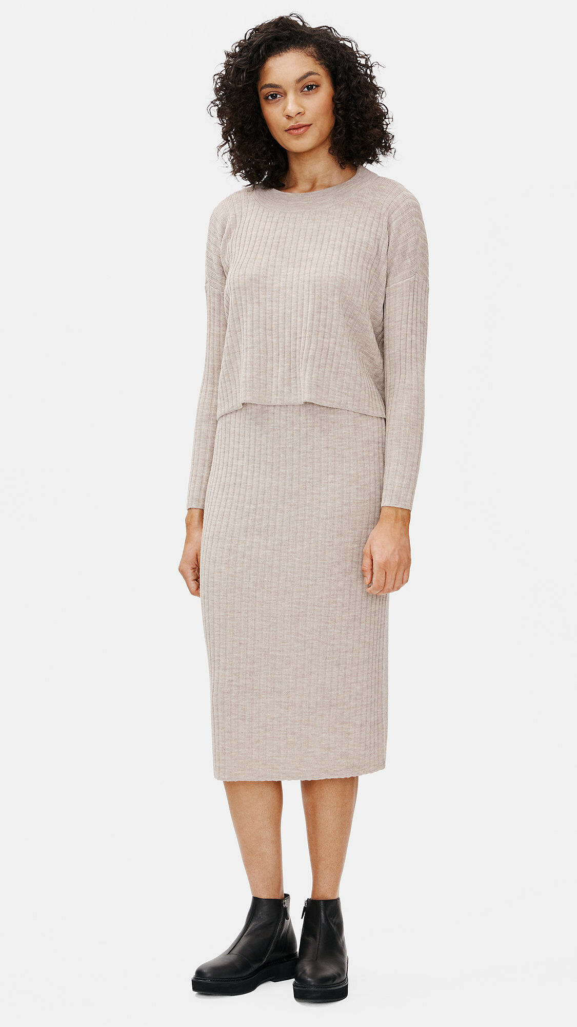 Merino Pencil Skirt in Regenerative Wool