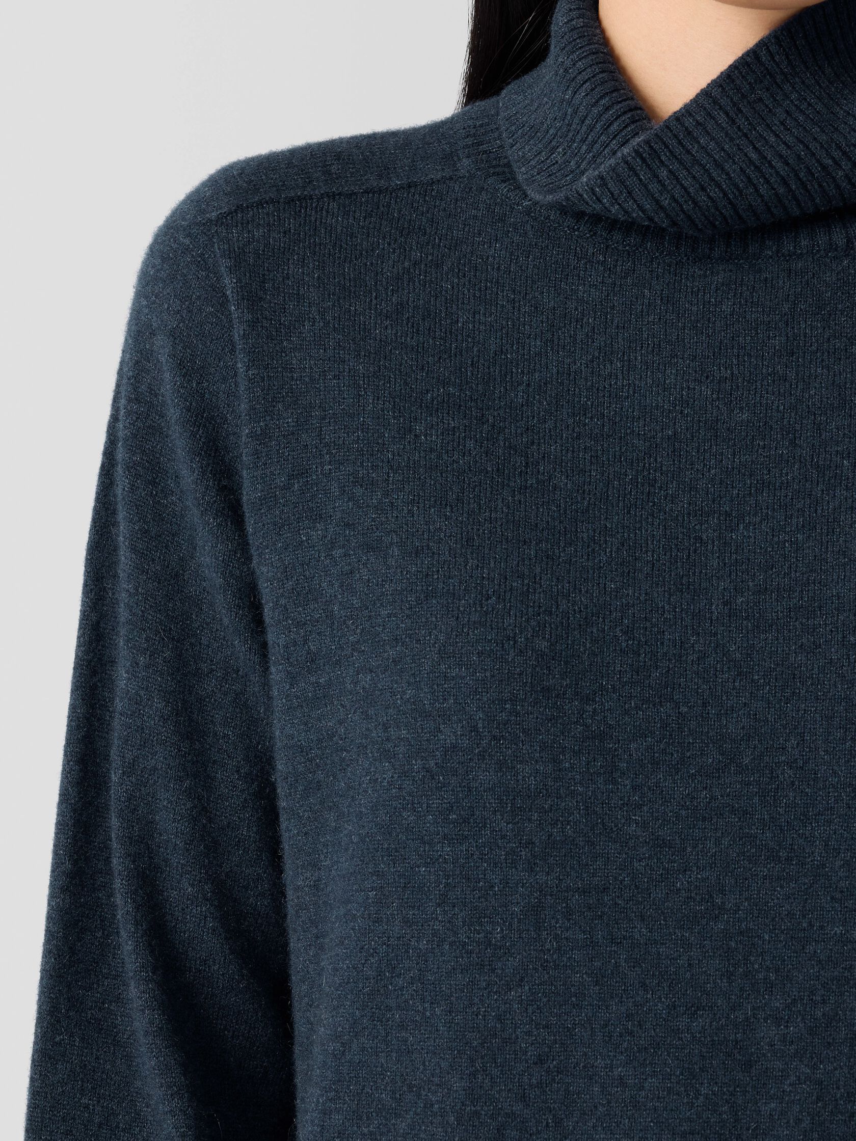 Italian Cashmere Turtleneck Top