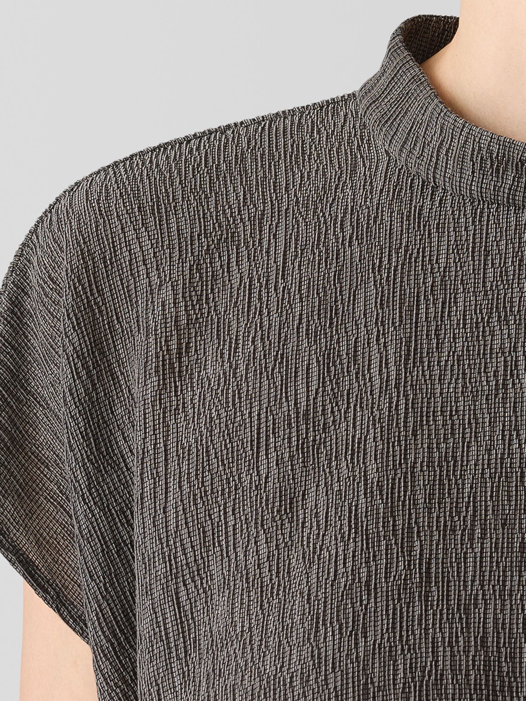 Woven Pliss&eacute; Mock Neck Top