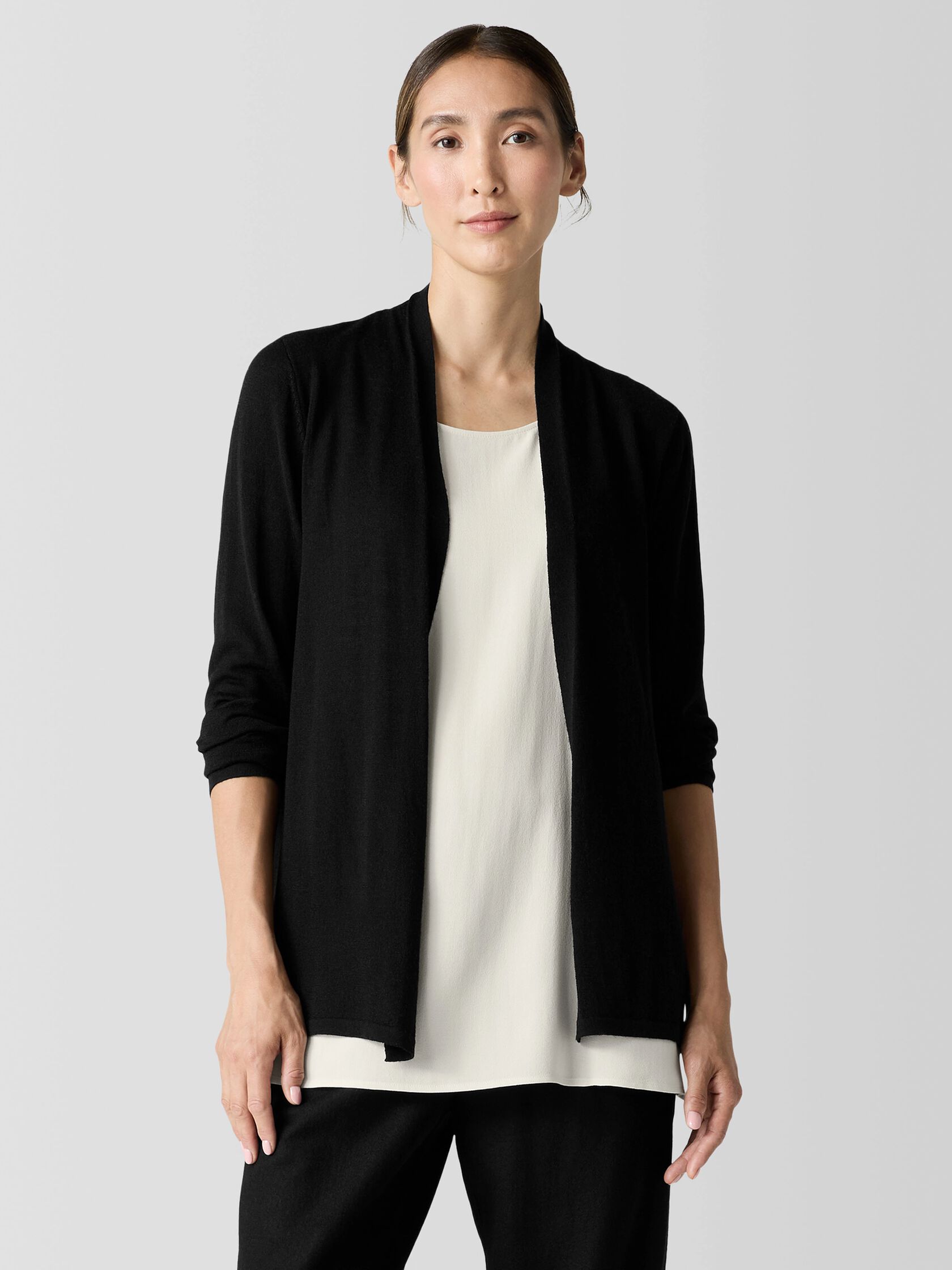 Fine Merino Cardigan in Regenerative Wool