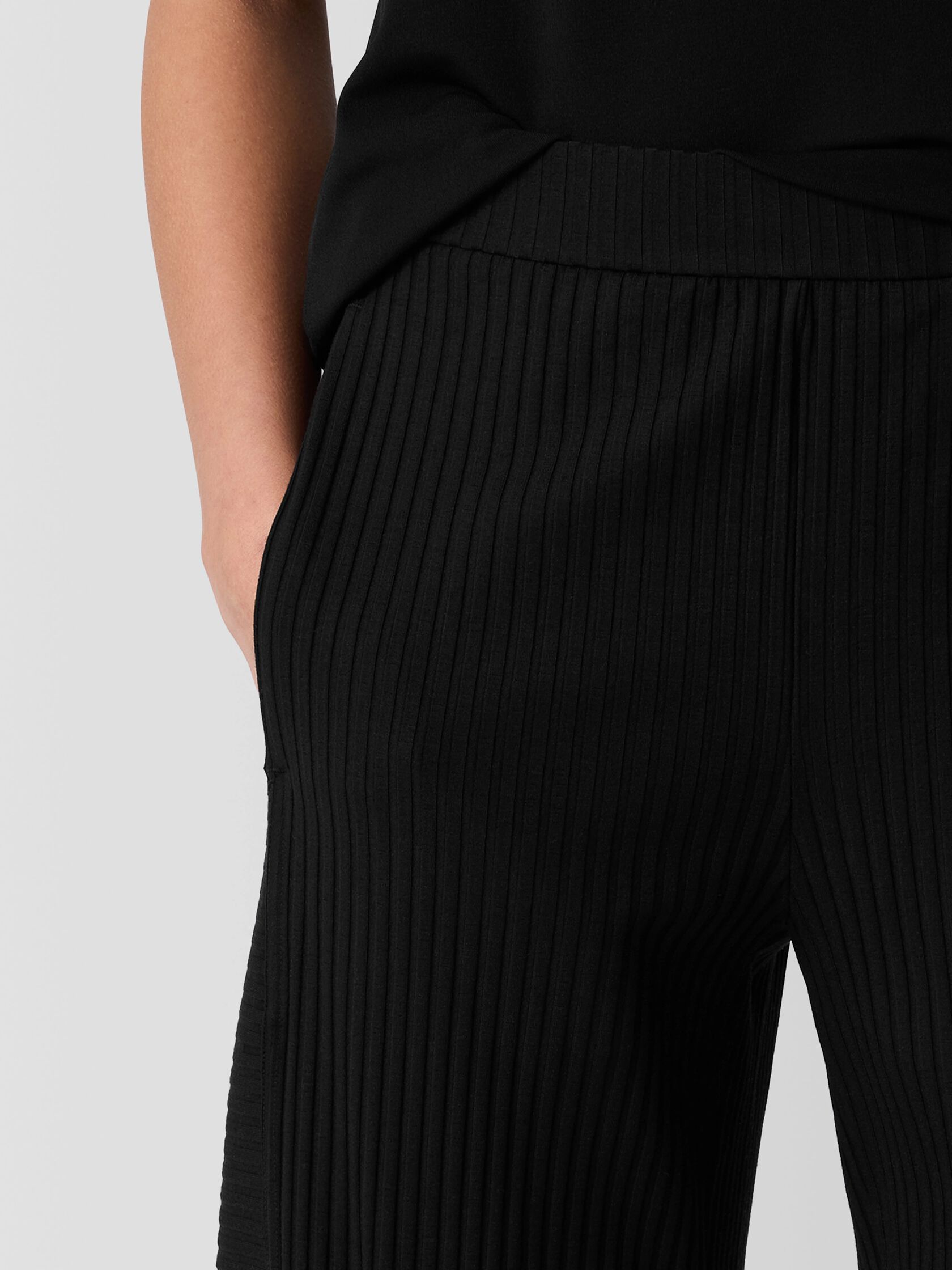 Textured Stretch Rib Lantern Pant