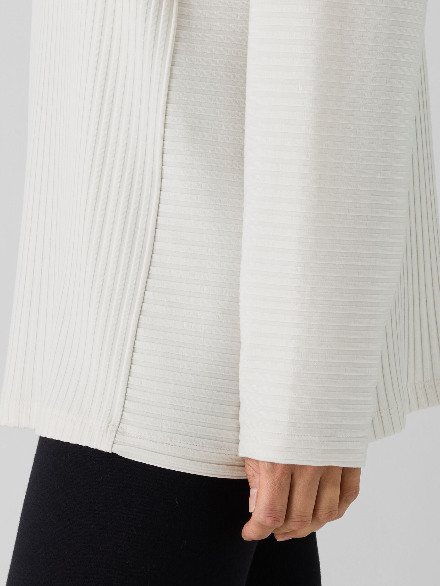 Textured Stretch Rib Round Neck Long-Sleeve Top