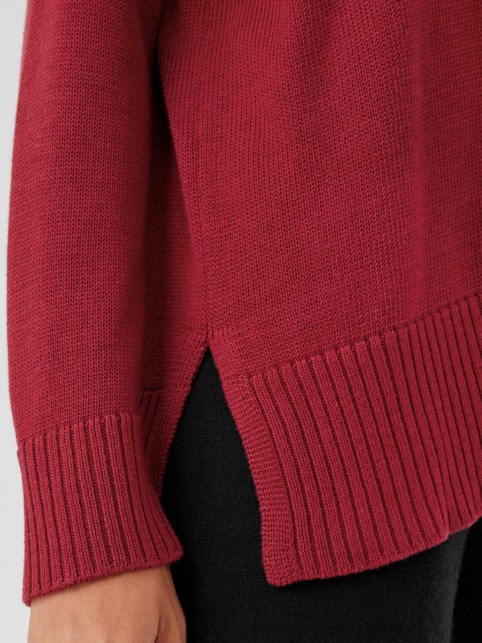 Peruvian Cotton Blend V-Neck Top