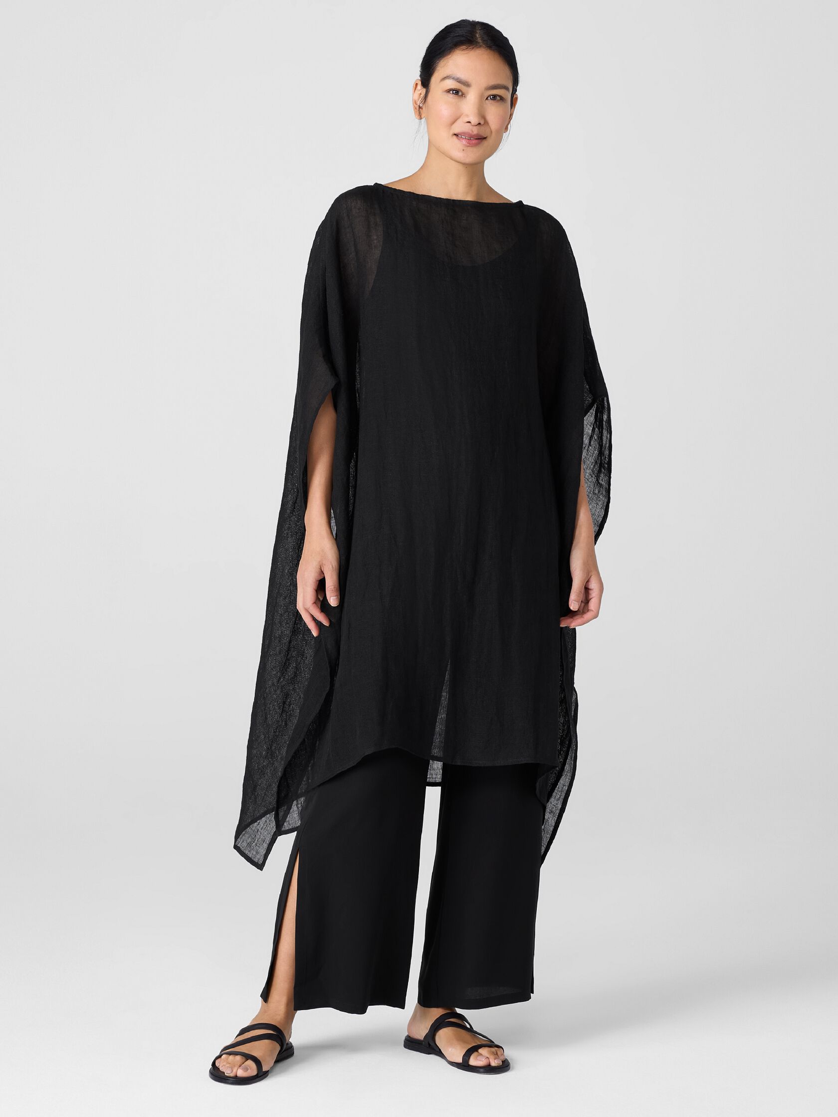 D&eacute;lav&eacute; Organic Linen Gauze Caftan