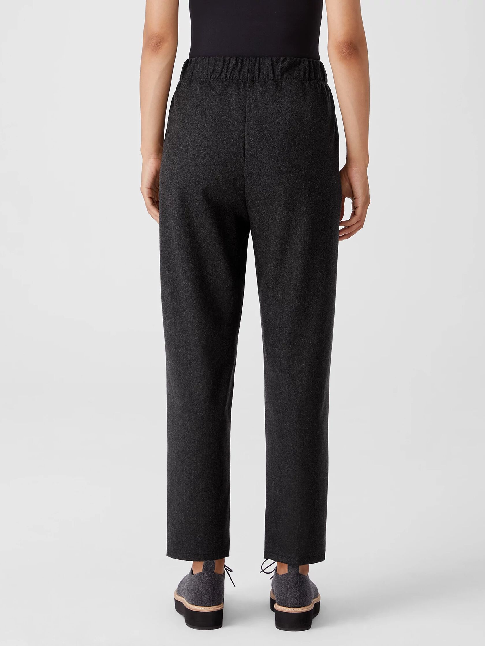 Soft Wool Flannel Pleated Tapered Pant