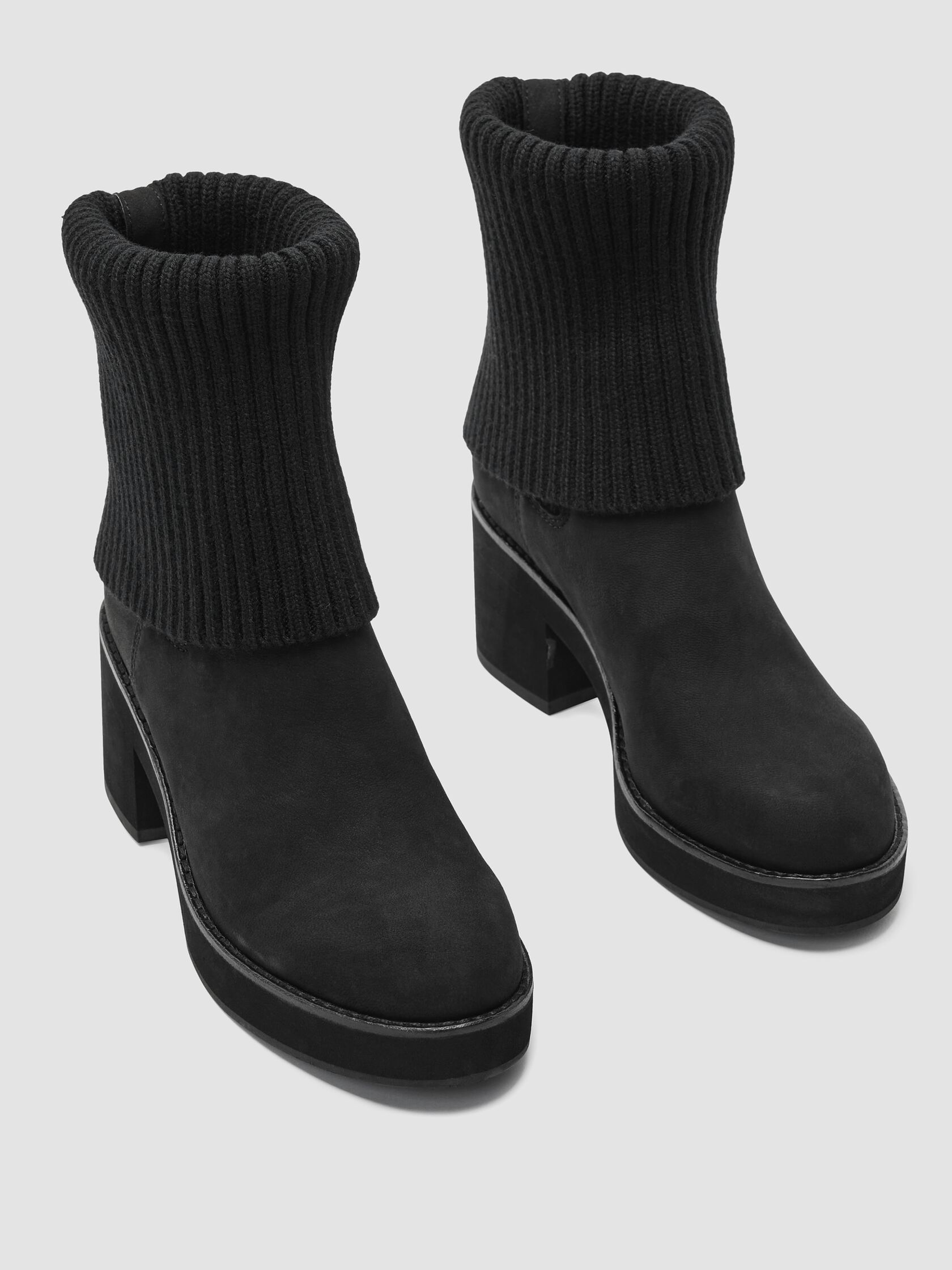 Jala Tumbled Nubuck Platform Boot