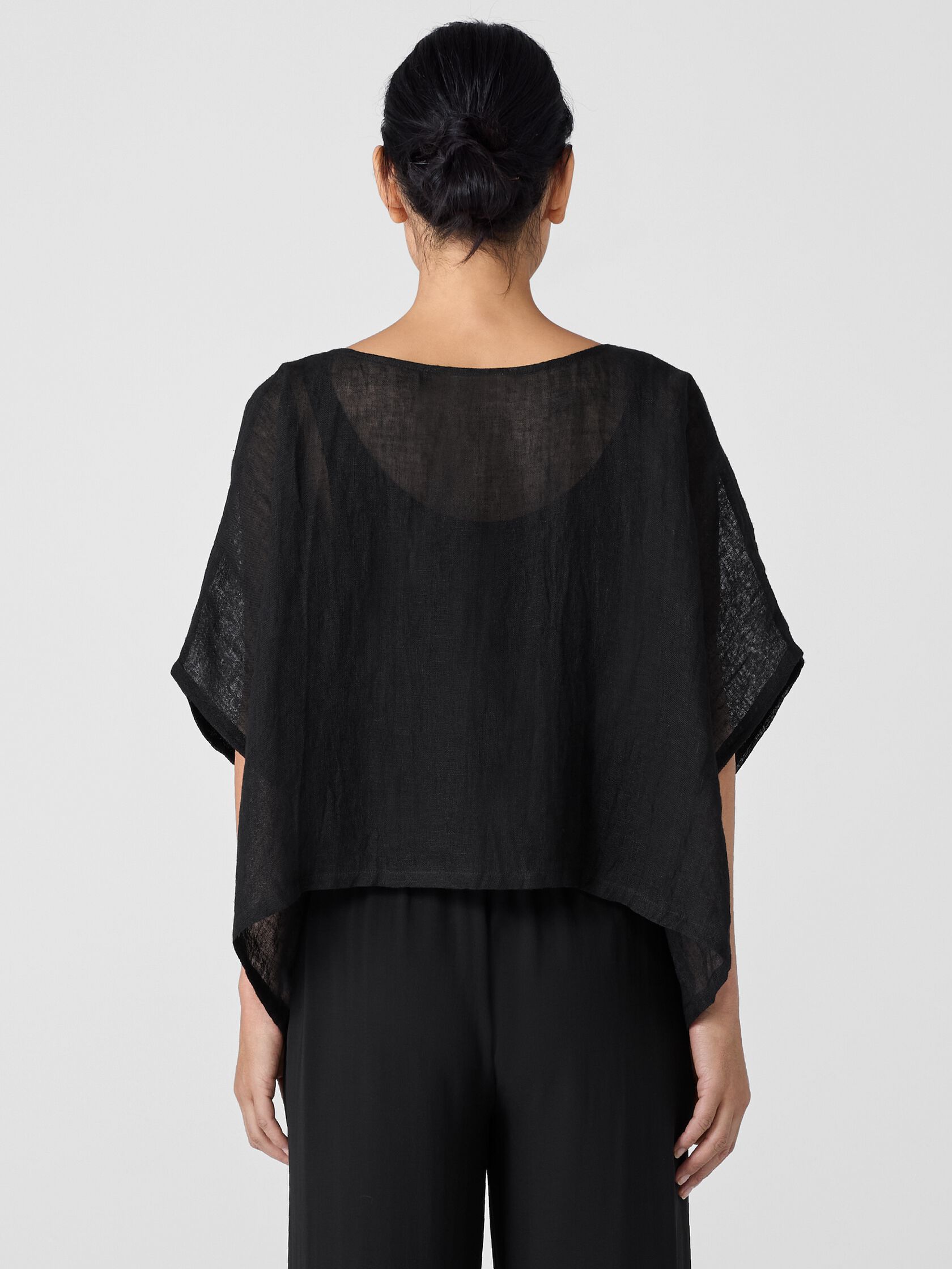 D&eacute;lav&eacute; Organic Linen Gauze Bateau Neck Poncho