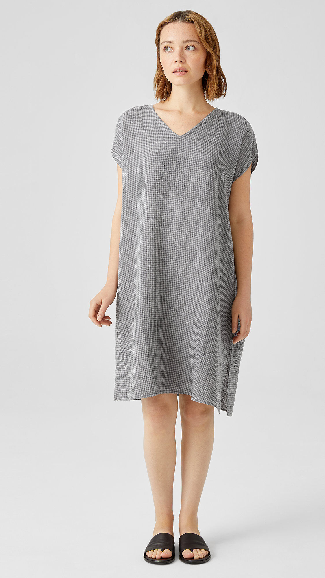 Puckered Organic Linen V-Neck Dress