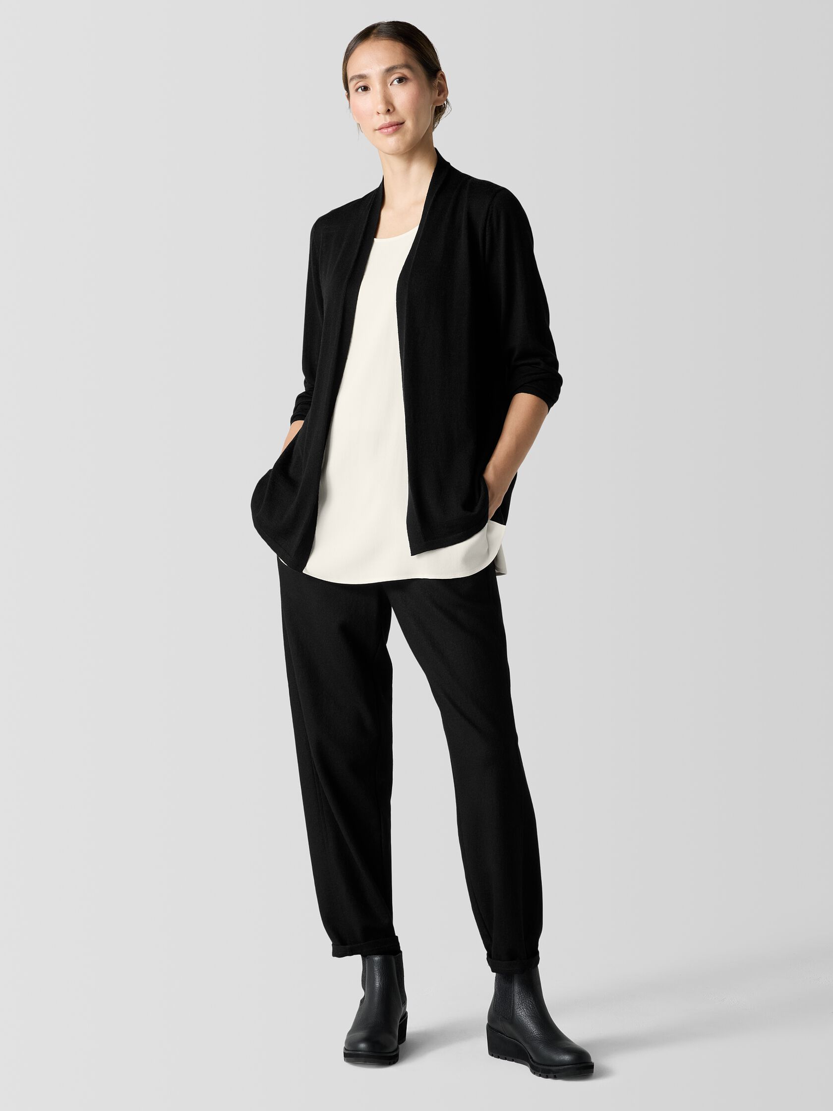 Fine Merino Cardigan in Regenerative Wool