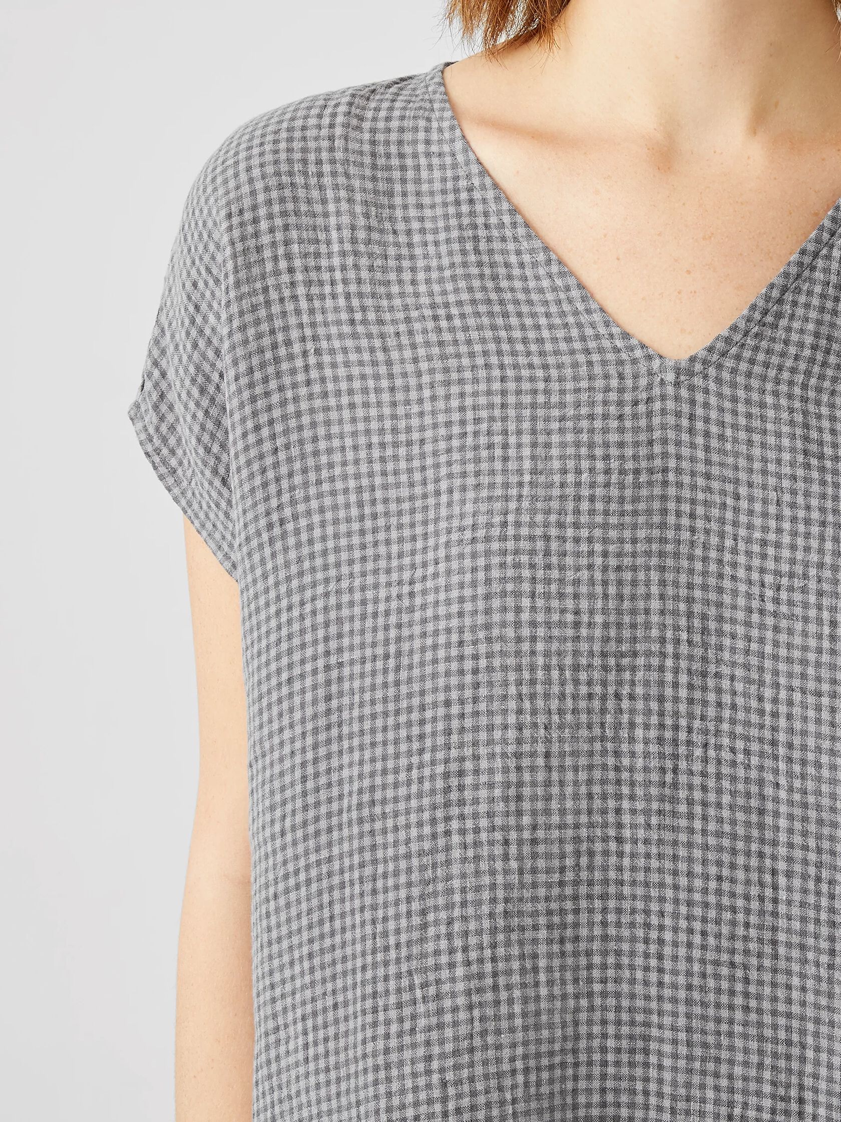 Puckered Organic Linen V-Neck Dress