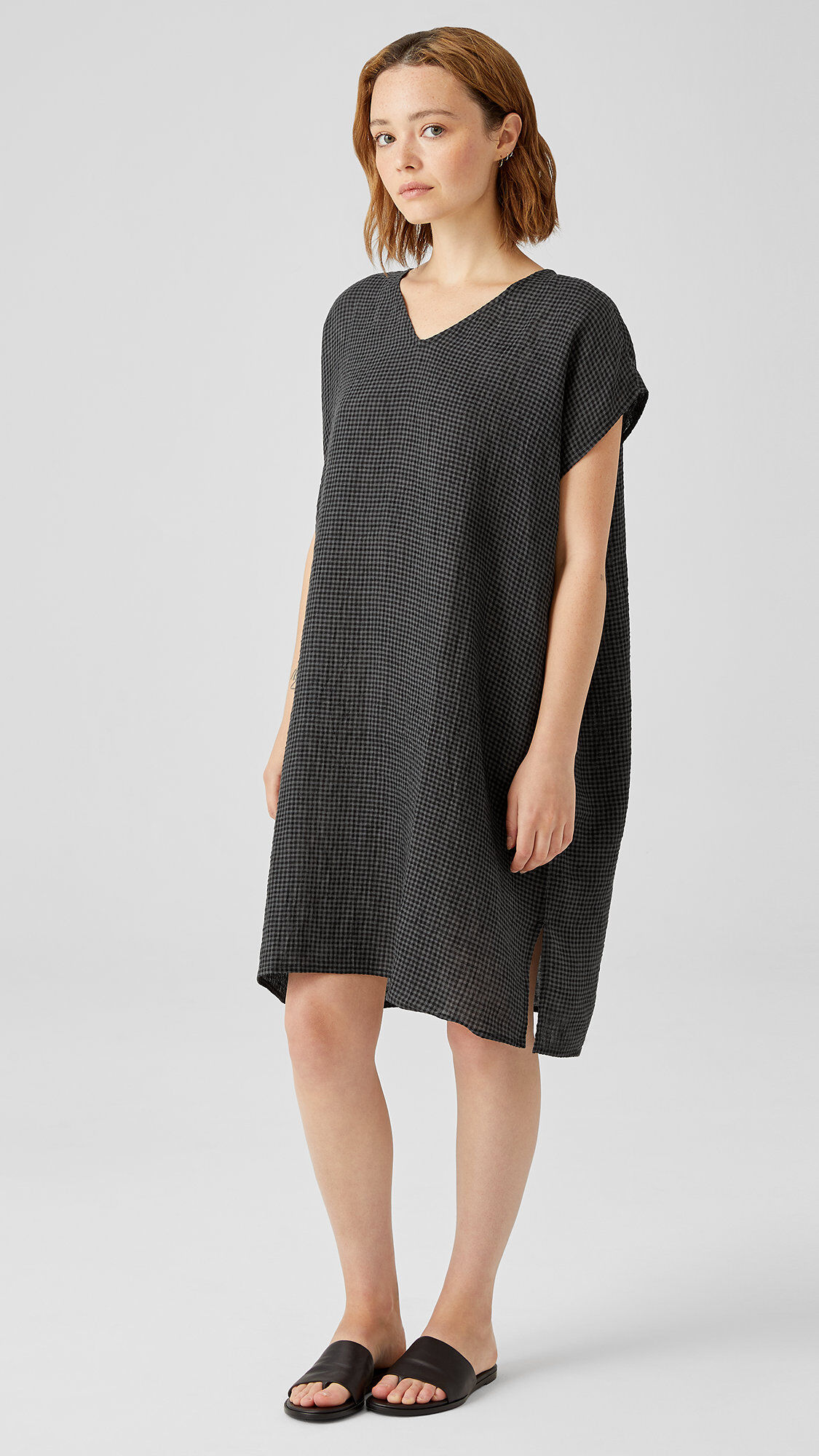 Puckered Organic Linen V-Neck Dress