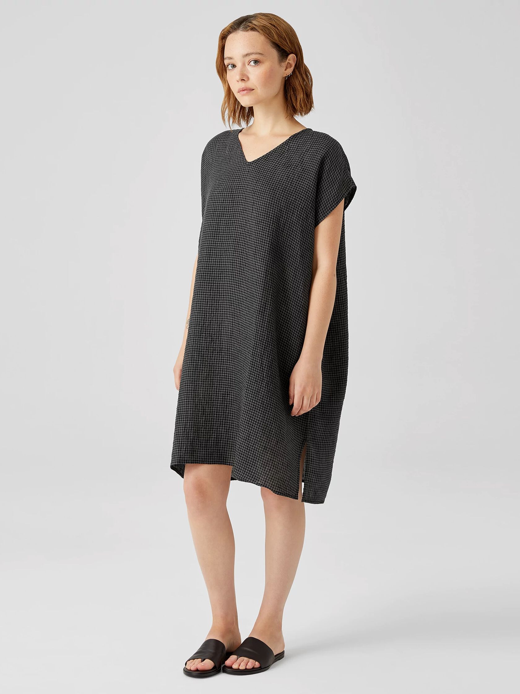 Puckered Organic Linen V-Neck Dress