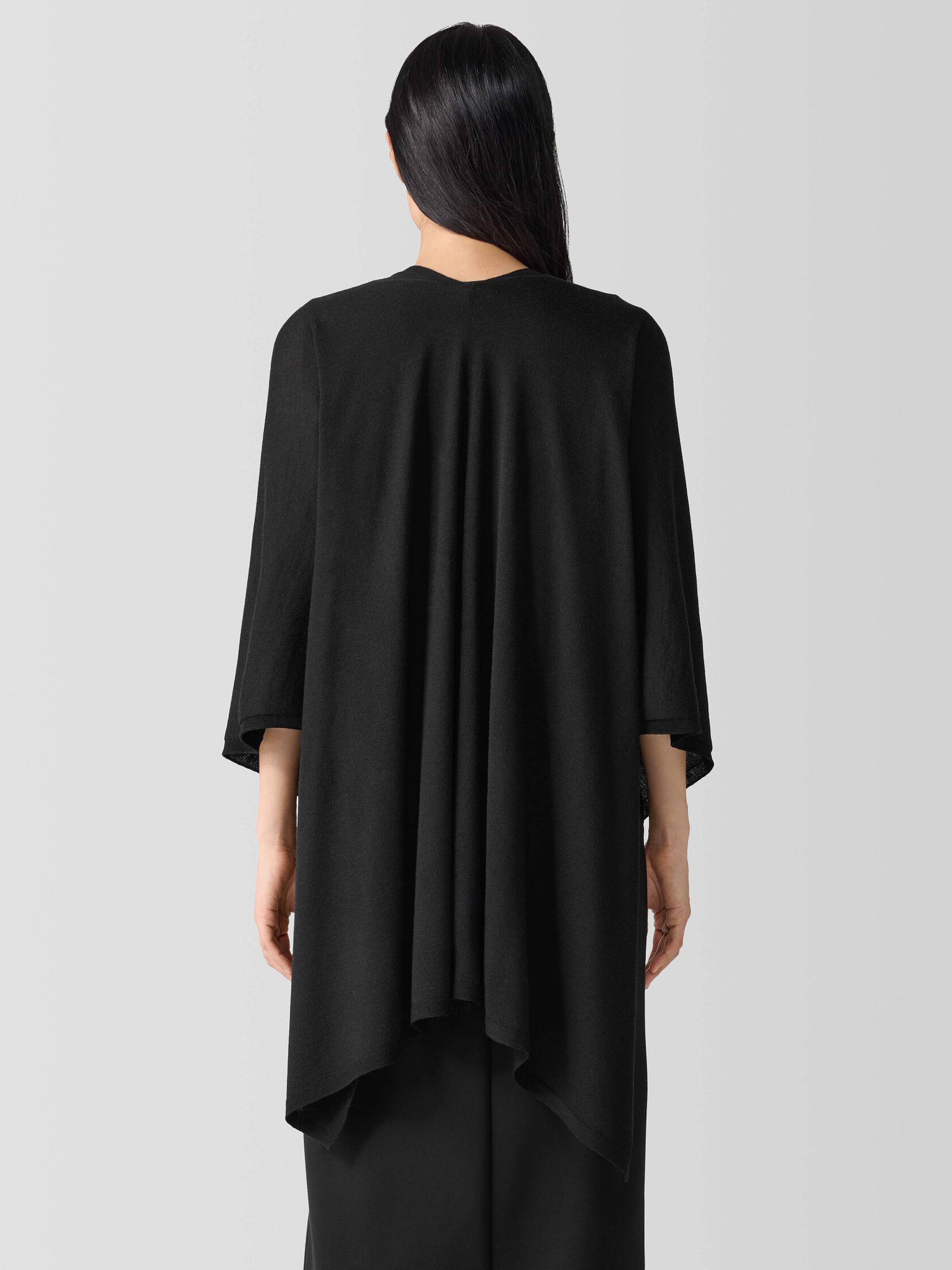 Fine Merino Poncho in Regenerative Wool